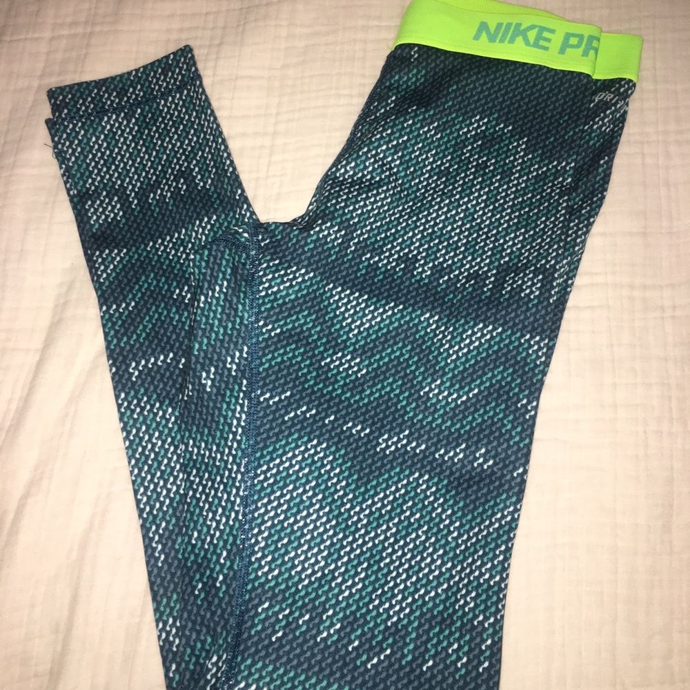 Nike pro leggings